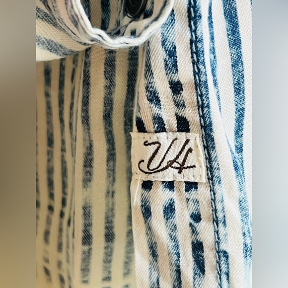 Vintage Havana Cropped Button Down Shirt size Small - Picture 5 of 13